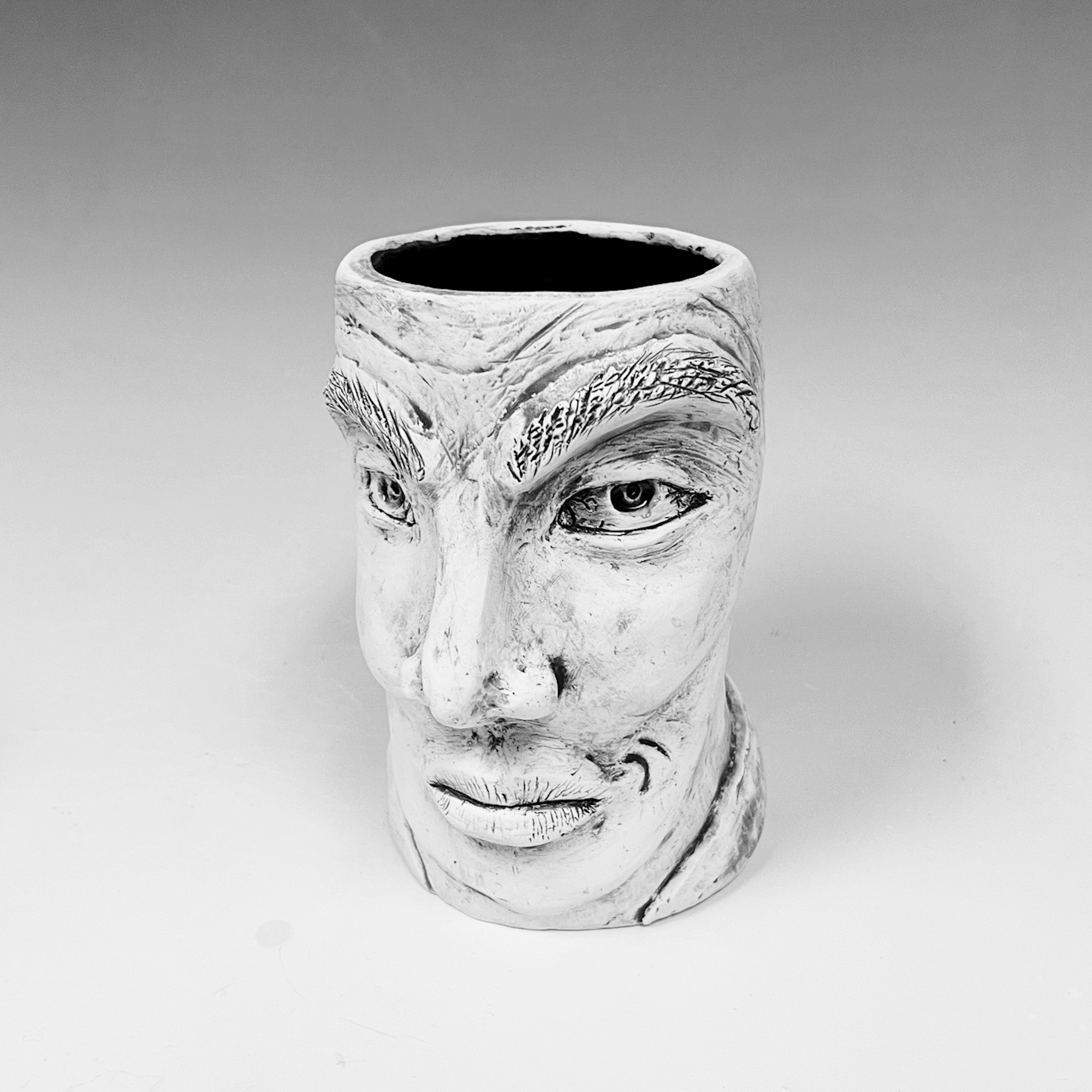 Face Pot Picture 2